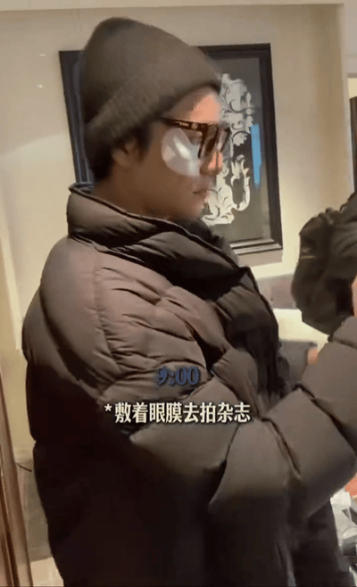 陈坤脸是帅的动作是可爱的 可盐可甜说的就是陈坤吧，精致脸庞帅气逼人，可爱小举动又