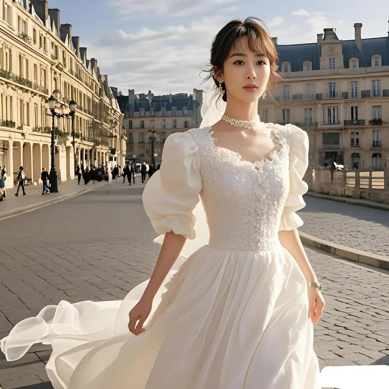 杨紫婚纱纯美之姿，让你一眼万年。