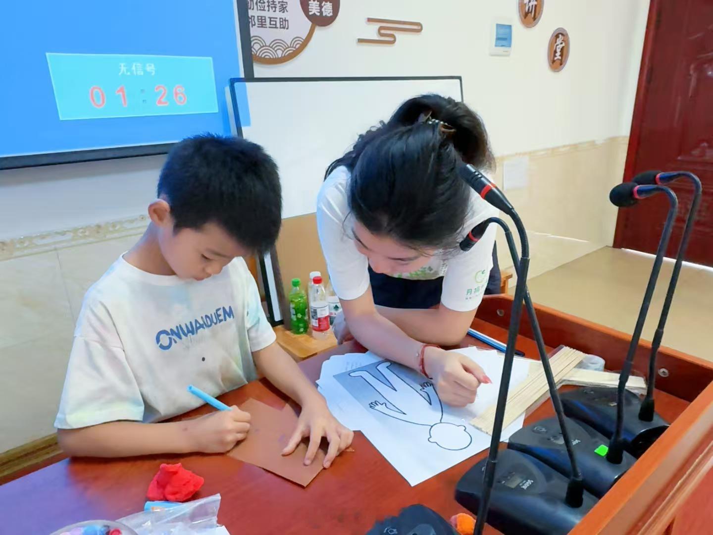 【拓印撷自然，美育润童心】自然美育公益支教 为充实乡村青少年暑期生活，补齐基层乡