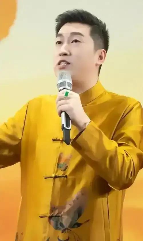 原来这位从河南农村走出来的男生，后面讲的都是事实，他也是在2016年抖音平台刚开