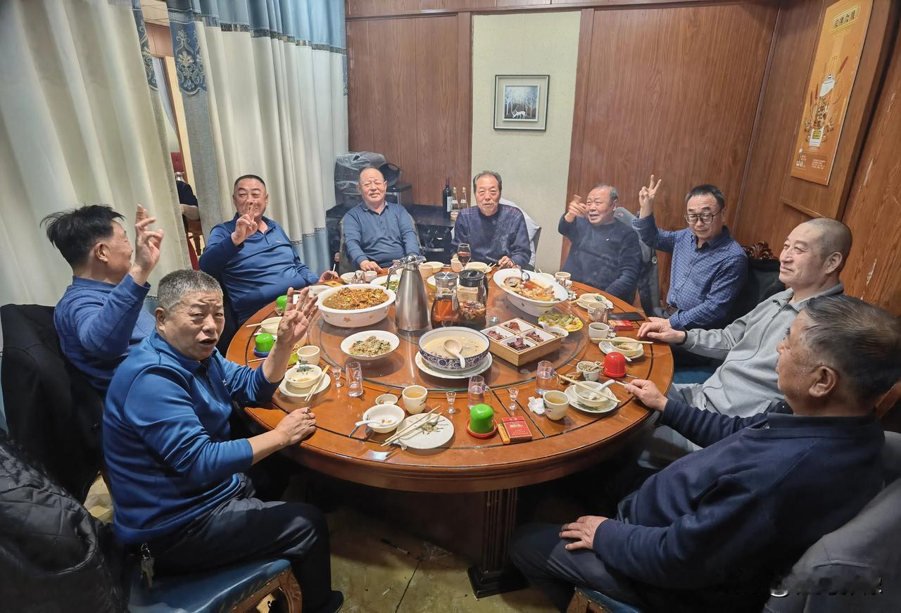 #人的一生最大的财富是什么?#可能有些人会认为是一套豪华的房子、一辆漂亮的车子、