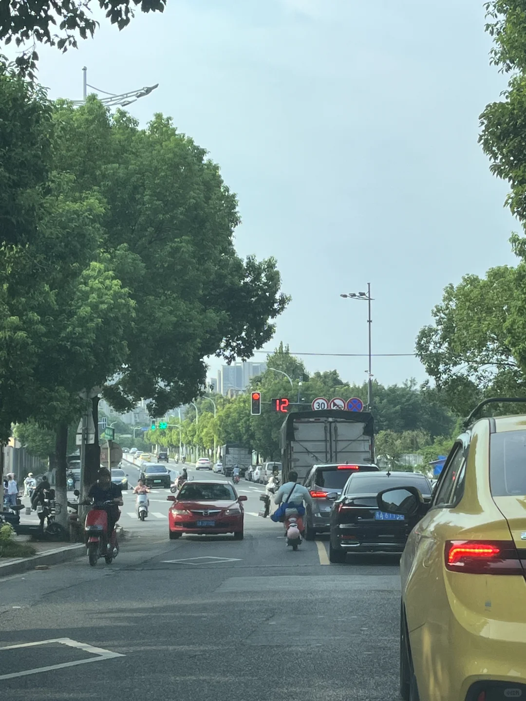 燕子矶 | 开学在即，这个路口又要堵上了