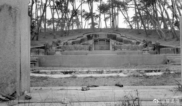 马蹄型坟墓，福州，1890年 ​​​