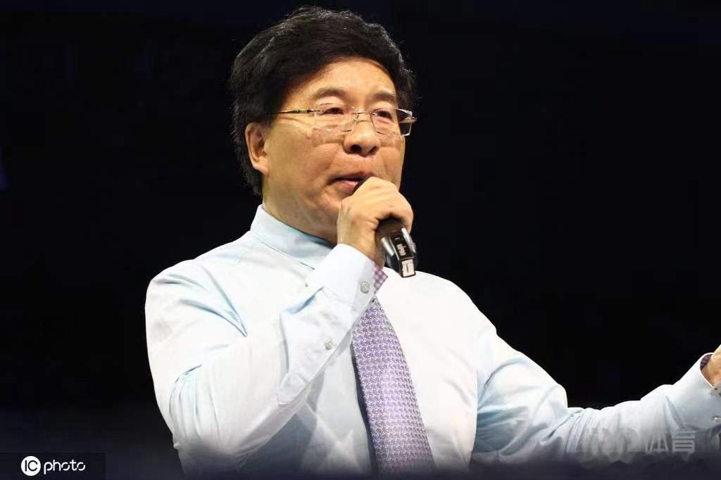 韩乔生说阿根廷输了我一起走 赢了继续上班，输了直接下岗——韩老师这波操作，打工人