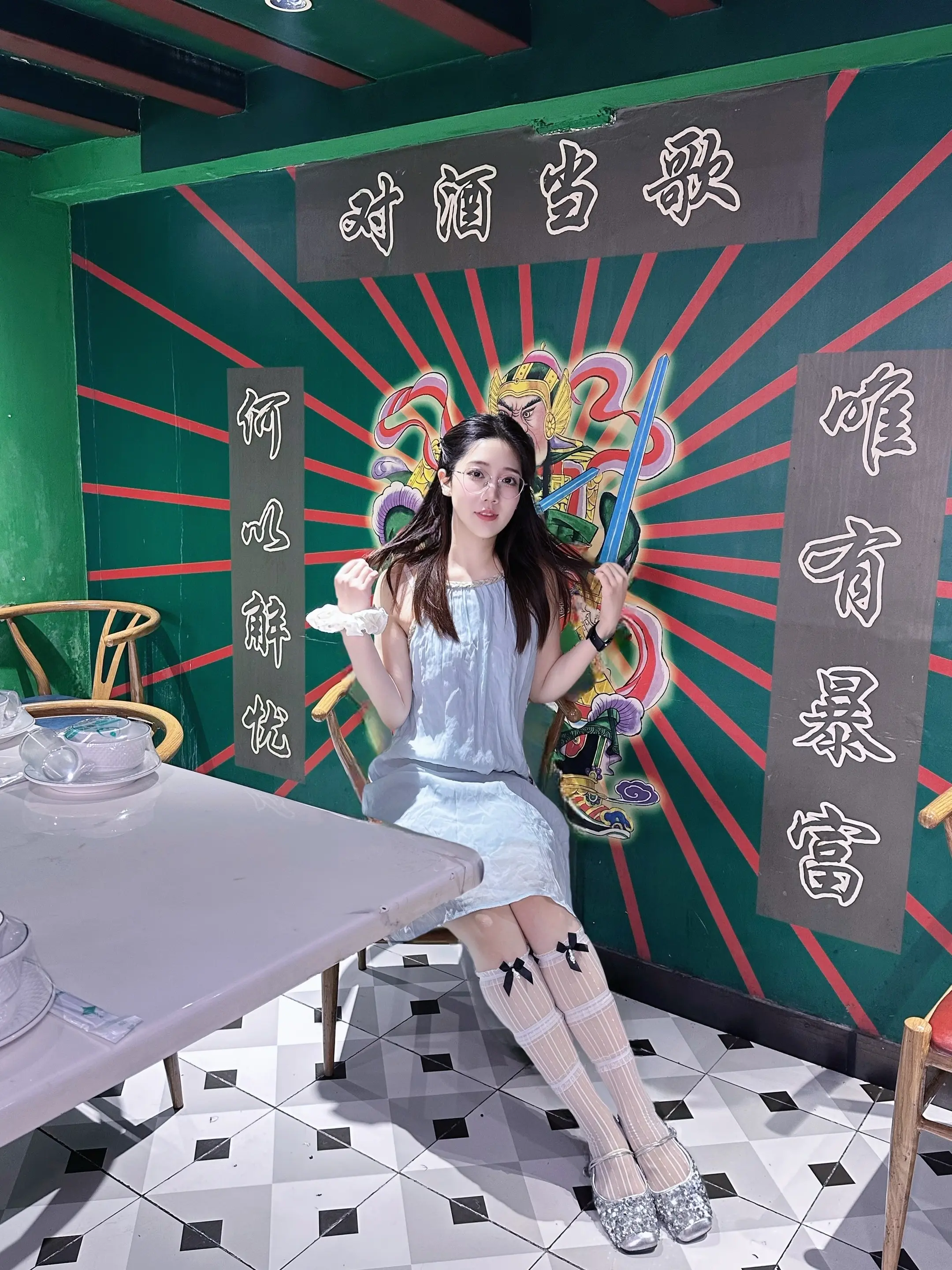 吃辣辣 🍖东北大油边 一口嘎嘎香！炭火烤得外焦里嫩，香到跺脚脚🦶 ...
