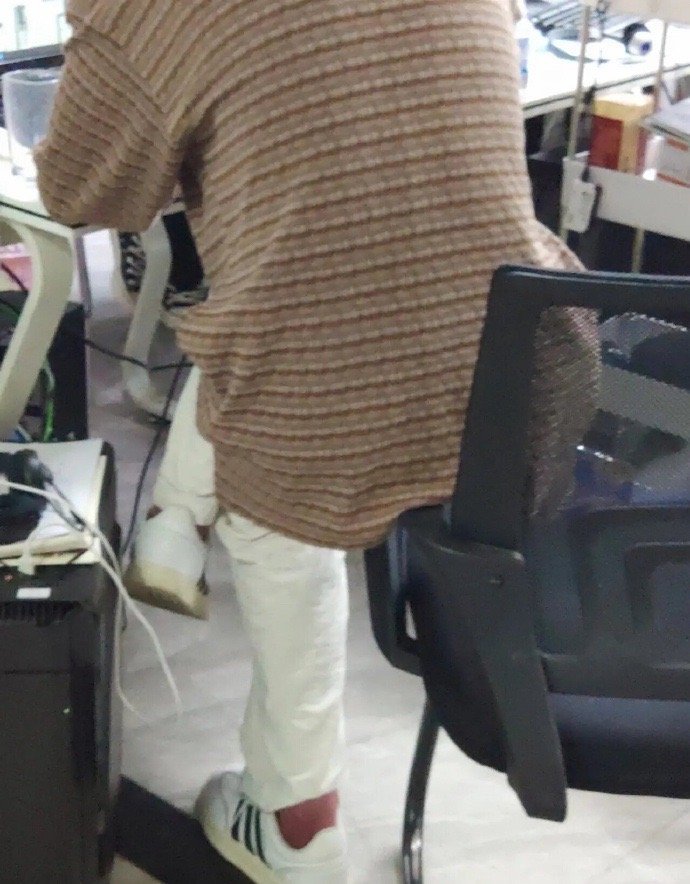 打工人必学的防痔疮坐姿 