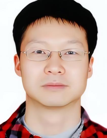 一位社会学家非常现实的话：“只要你去伺候，一个屎尿屁都不能自理的老人，不用多，就