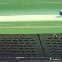 阳光信用  即使一切看起来都暗淡无光，也要留意那些微弱的光芒。生活有点像荡秋千，