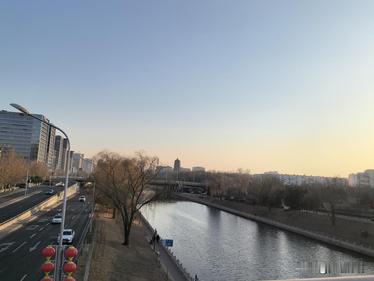 昆玉河与玲珑塔