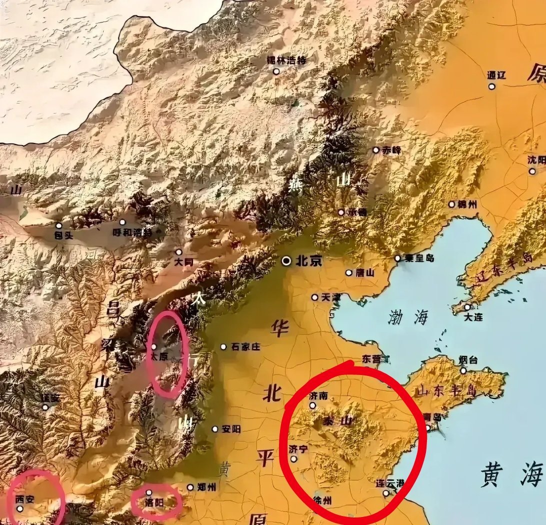 看了这张图，忽然懂了，历代帝 王为什么要封 禅泰山，也好像知道了，老舍笔下济南的