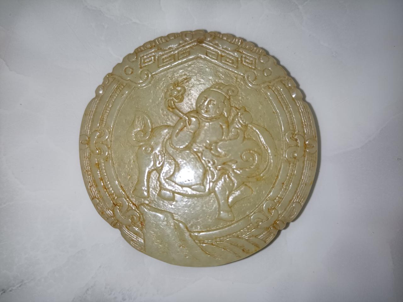 古玩艺术品多少钱算便宜合理呢古玩艺术品在民间一般卖几千至几万就算便宜合理了…
