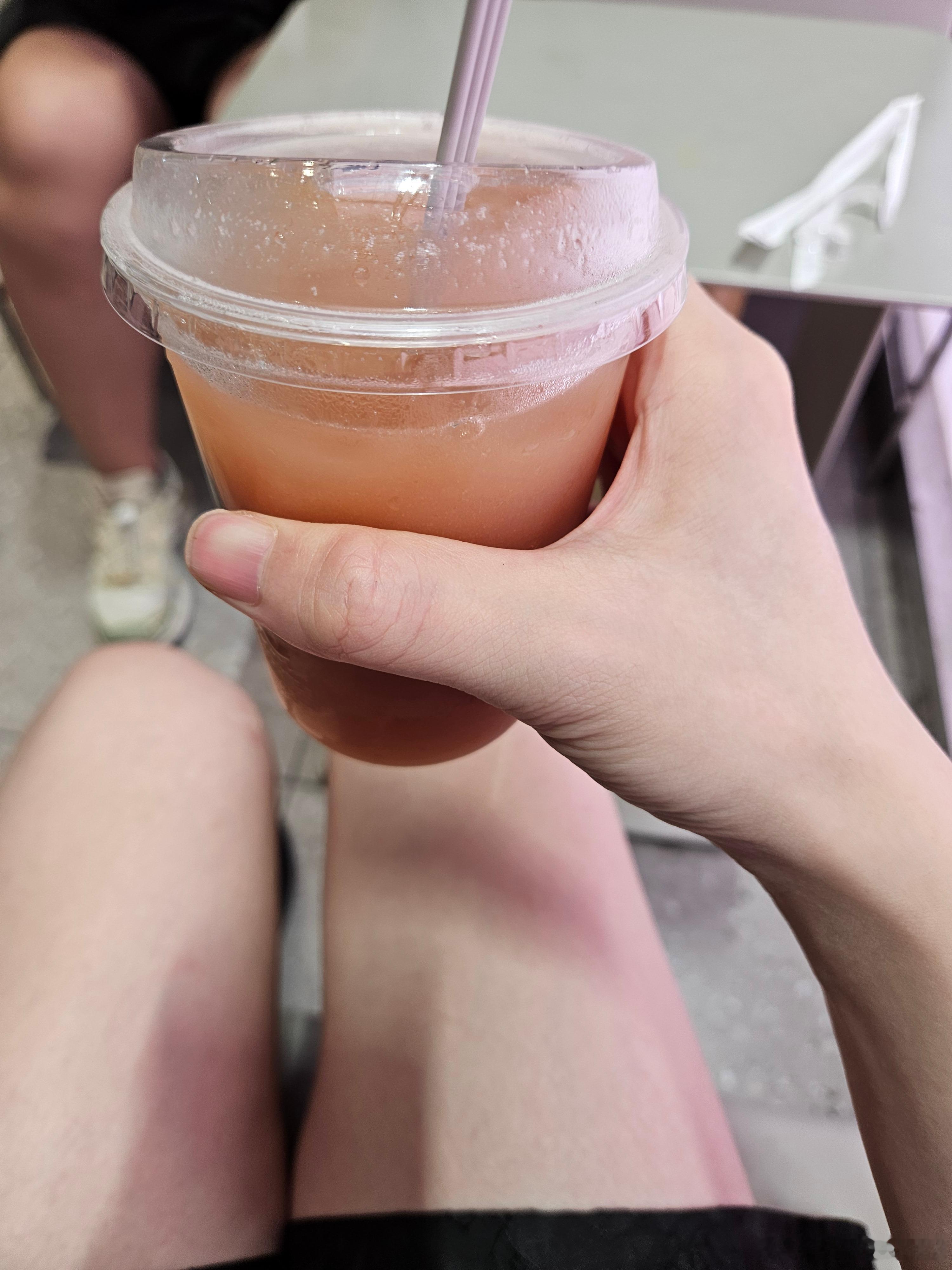 喜茶啤酒草，黄皮味 