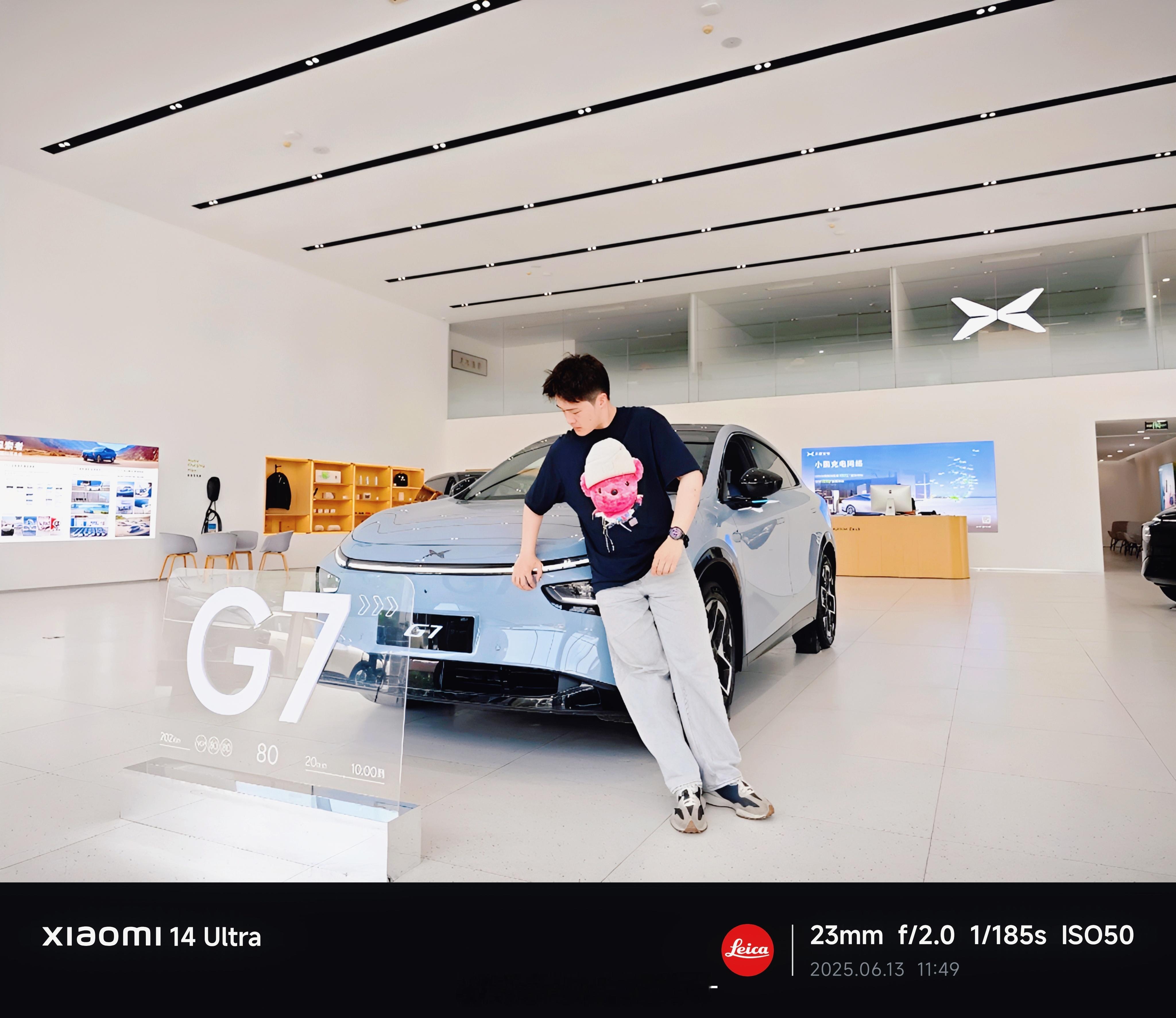 干活儿，今天拍小鹏G7～果然带7的SUV都很好看，你们说是不是？来举例[酷] ​