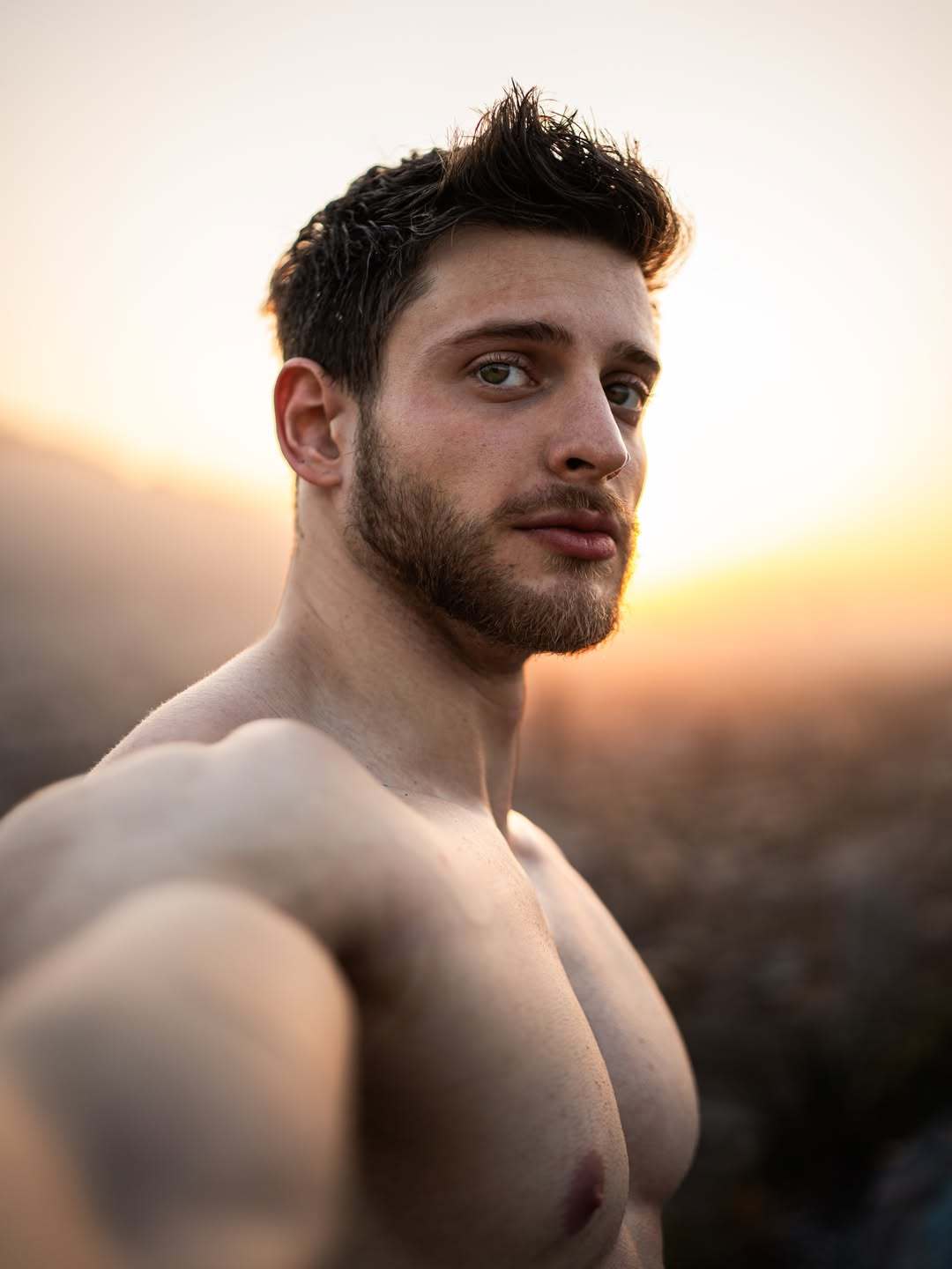 模特: Roberto Quiroga 