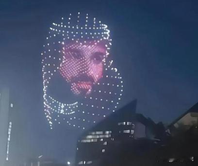 上千架无人机“被迫”留在沙特！来自于我国深圳的无人机编队前往沙特进行节日表演，奇