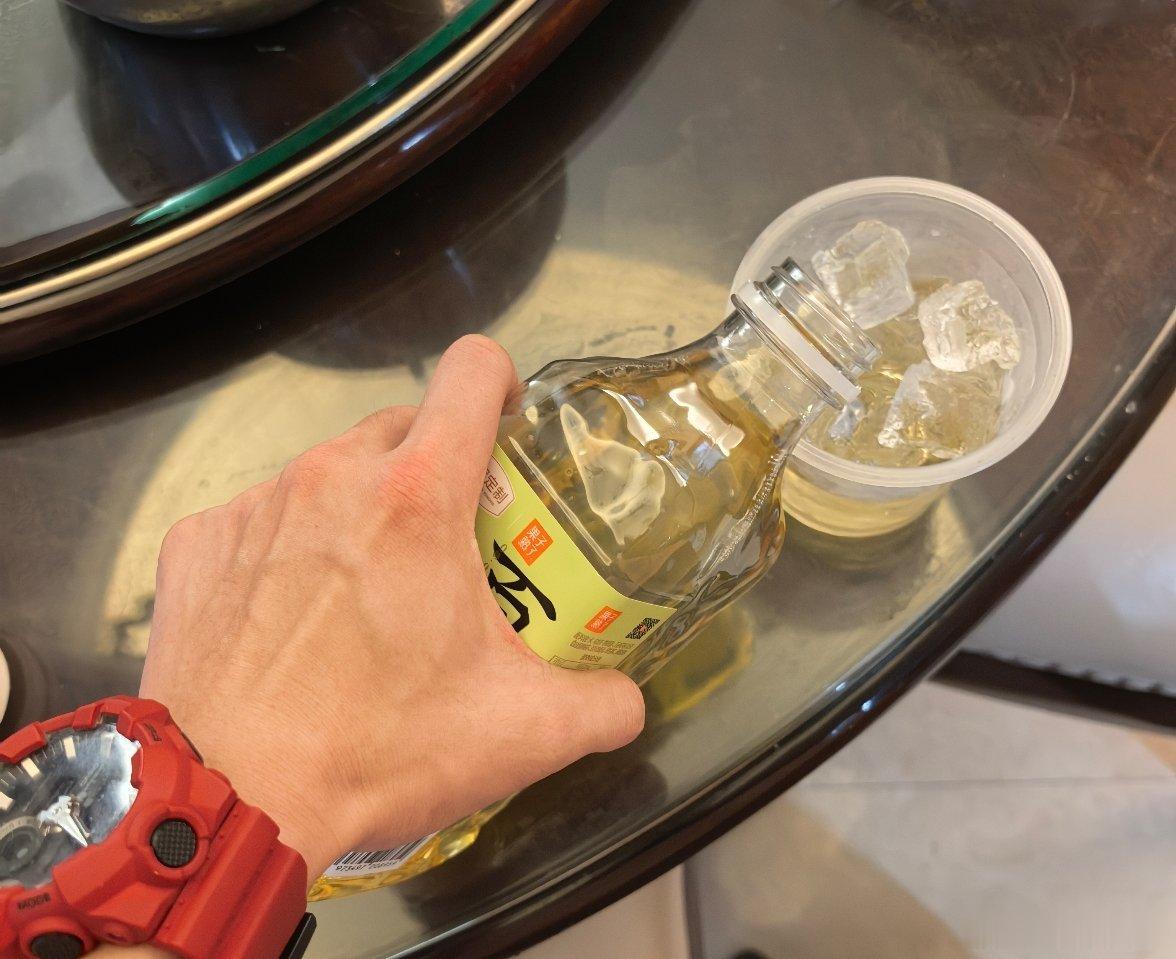 来杯好茶摇一摇 