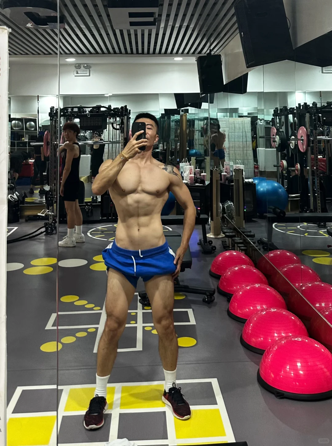 拍照被女教练说烧……