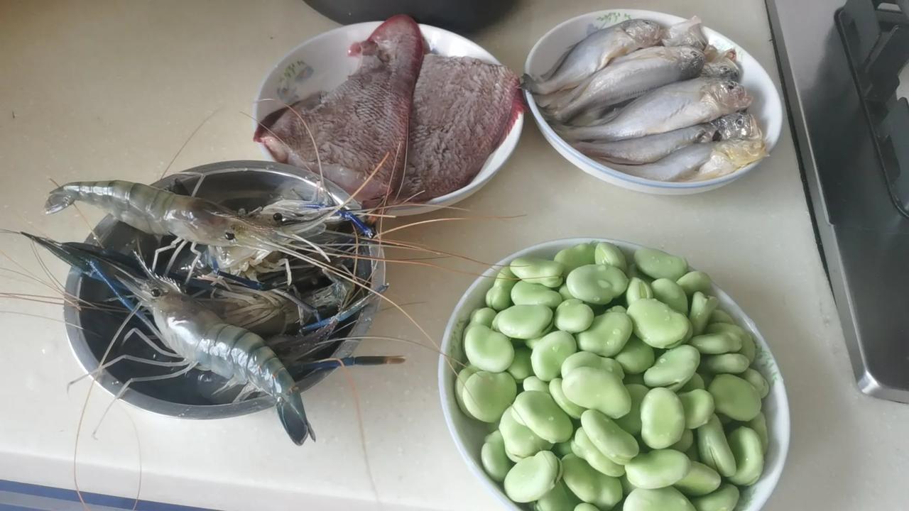 不知道，最近是因为五一的原因，还是什么原因？今年第一次买这种罗氏虾，每斤60元，