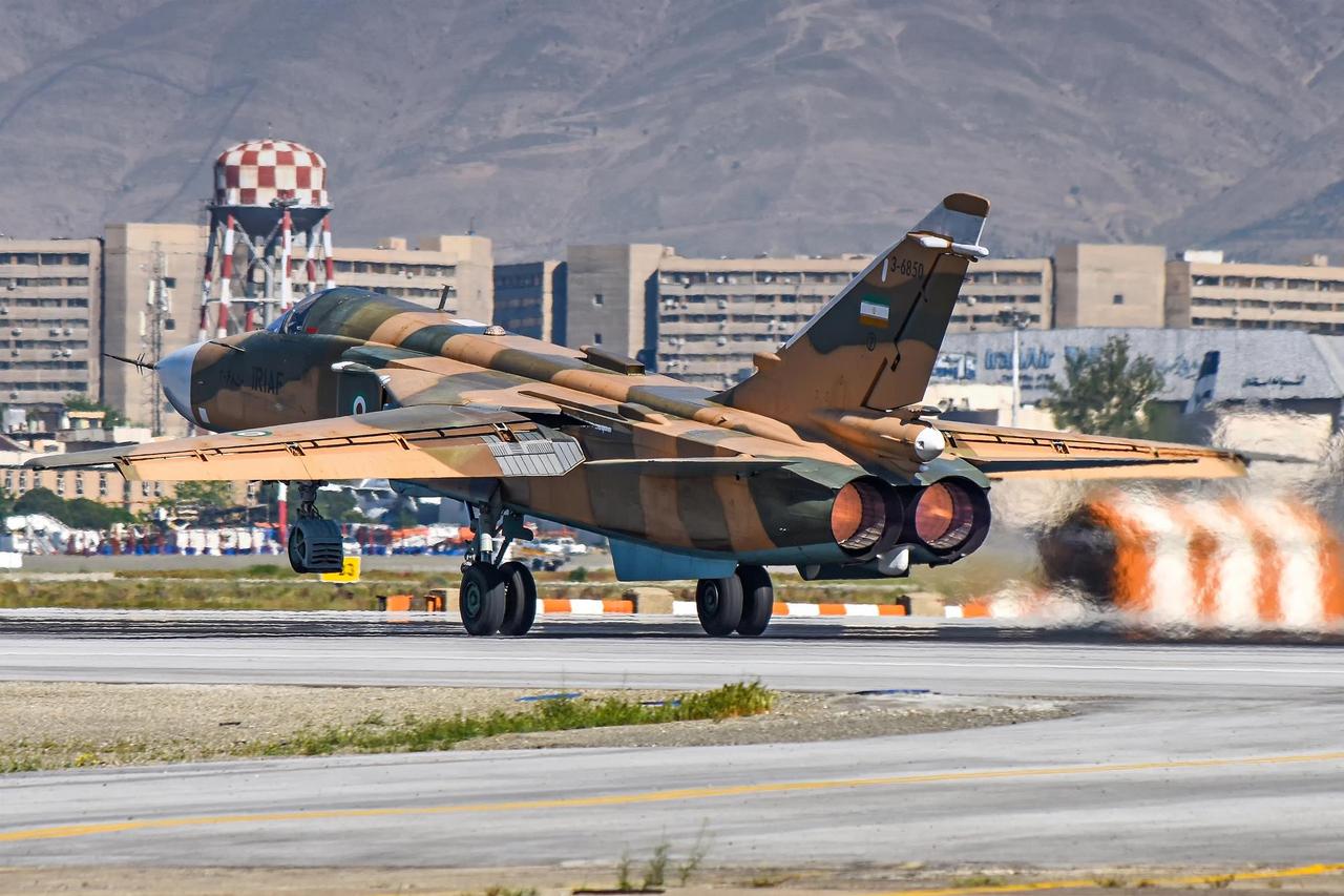 根据央视新闻的报道，在当地时间2026年3月2日晚，卡塔尔国防部发表声明称，卡塔