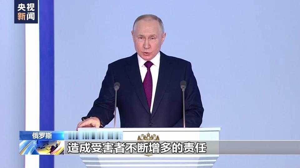 深夜千里奔袭！俄内陆小城突然被炸，当地人彻底慌了
 
5月5日凌晨天未破晓，俄罗