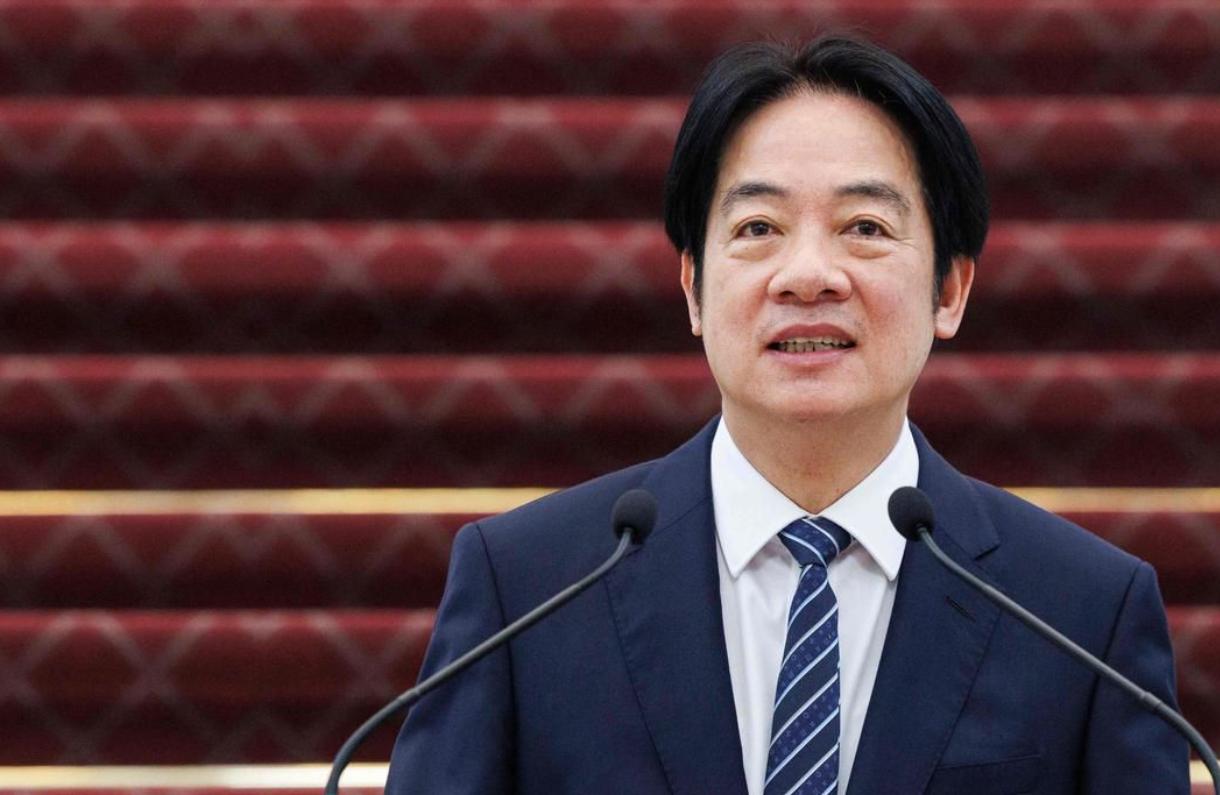 得知特朗普不让过境，赖清德取消窜访行程，沦为中美博弈弃子
 
这段时间，特朗普为
