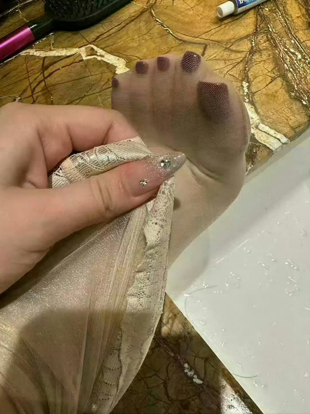 谁给我点赞我就给他闻  