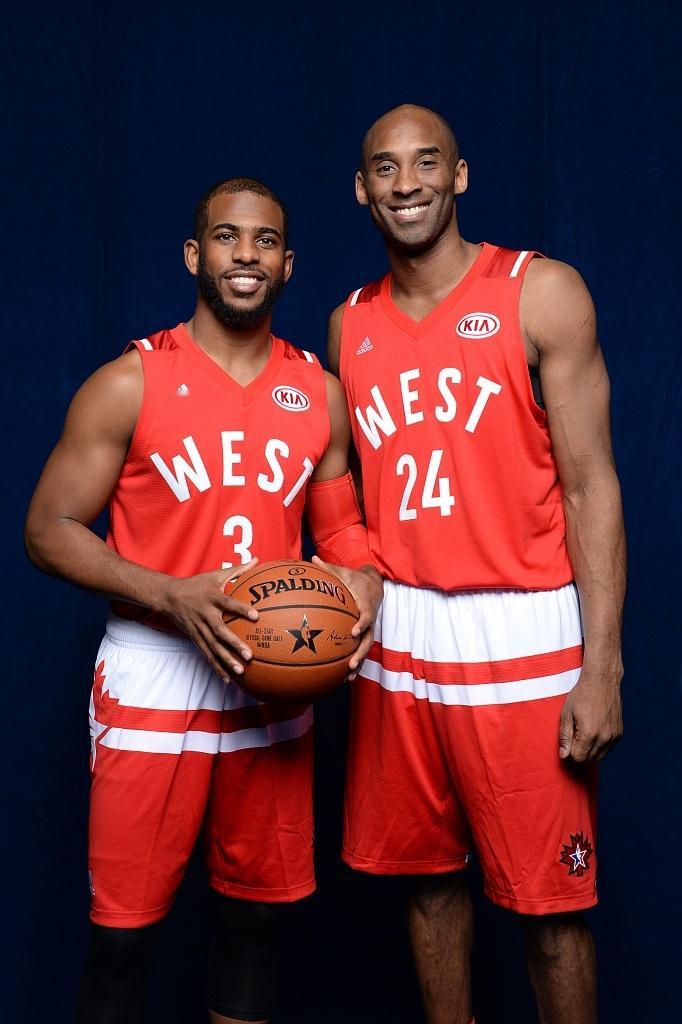 名记Spears今日在《NBA TODAY》节目中透露，保罗在本赛季开始之前与他