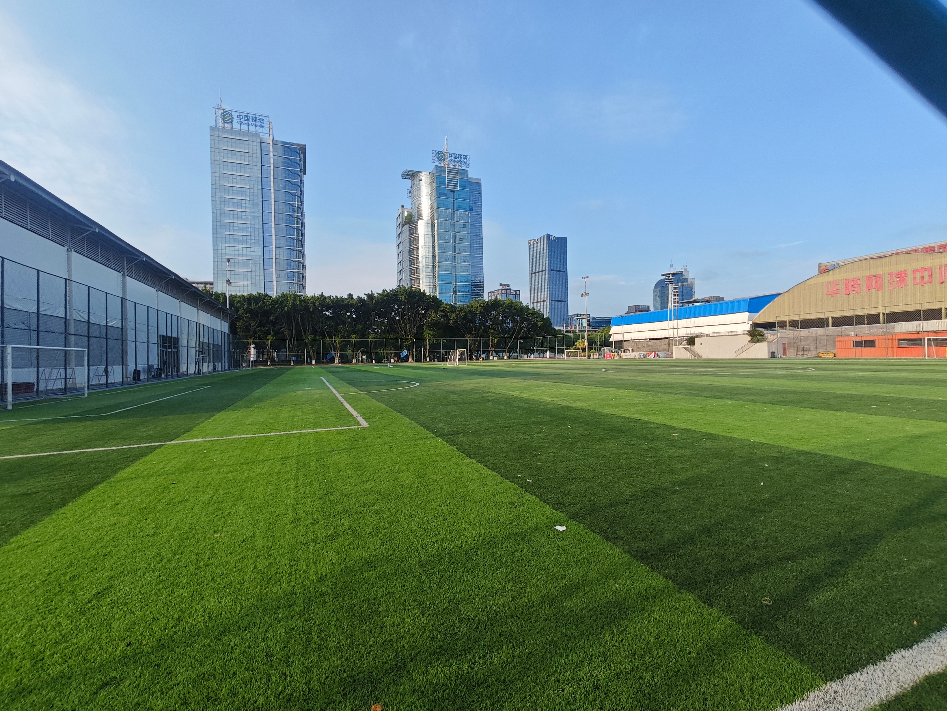 运动日常；跑步15Km；早上跑步，体感好了很多，明显感觉没前几天热了；到下午下班