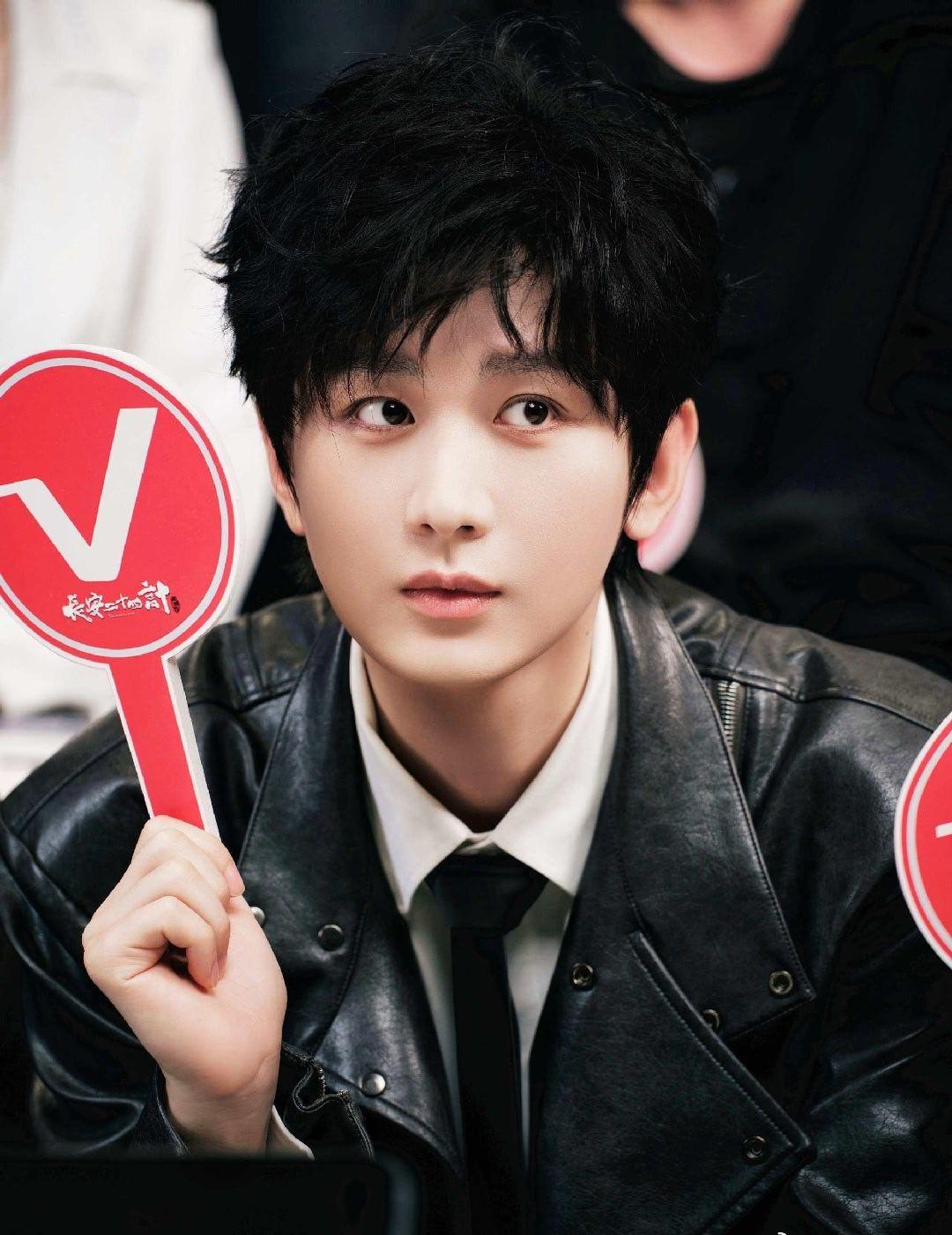 韩国定档啦，国产大爆剧就应该是这样的实力 

文化输出＋1成毅