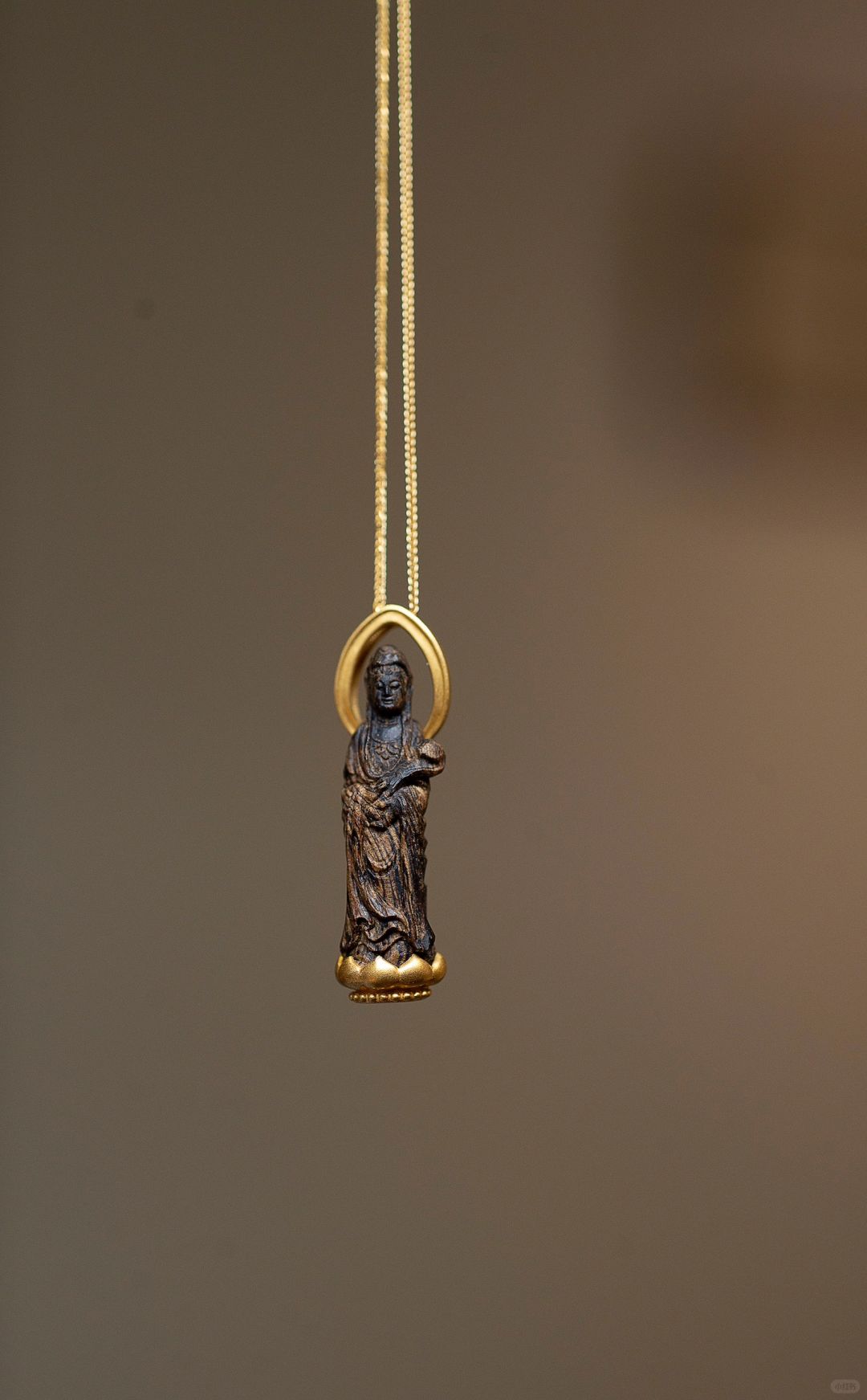 精品沉香观音随身佛，必须入这款沉香护身符