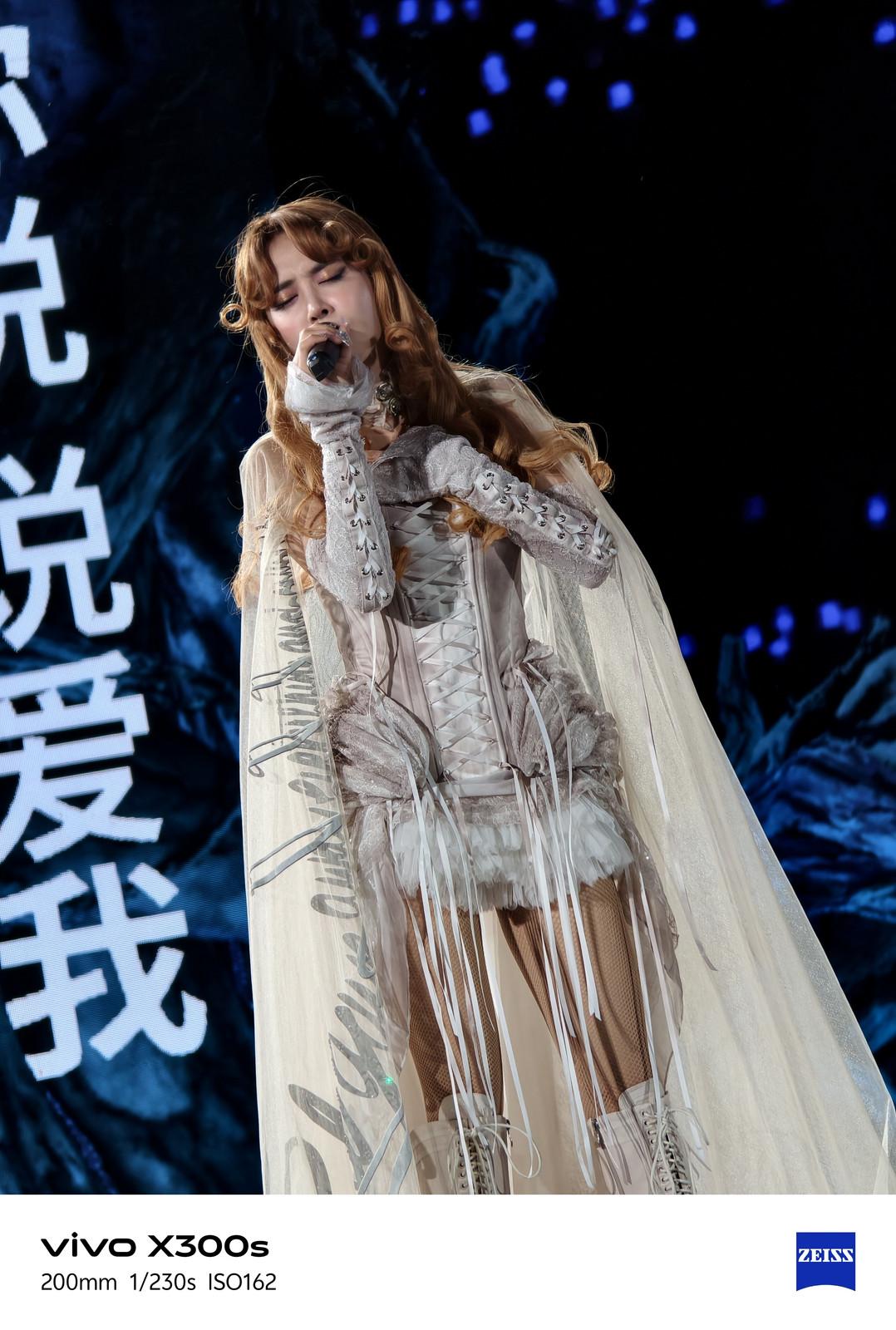学生时代的梦终于是圆满了！

今天不仅看到、听到，更是拍到了蔡依林演唱会，viv