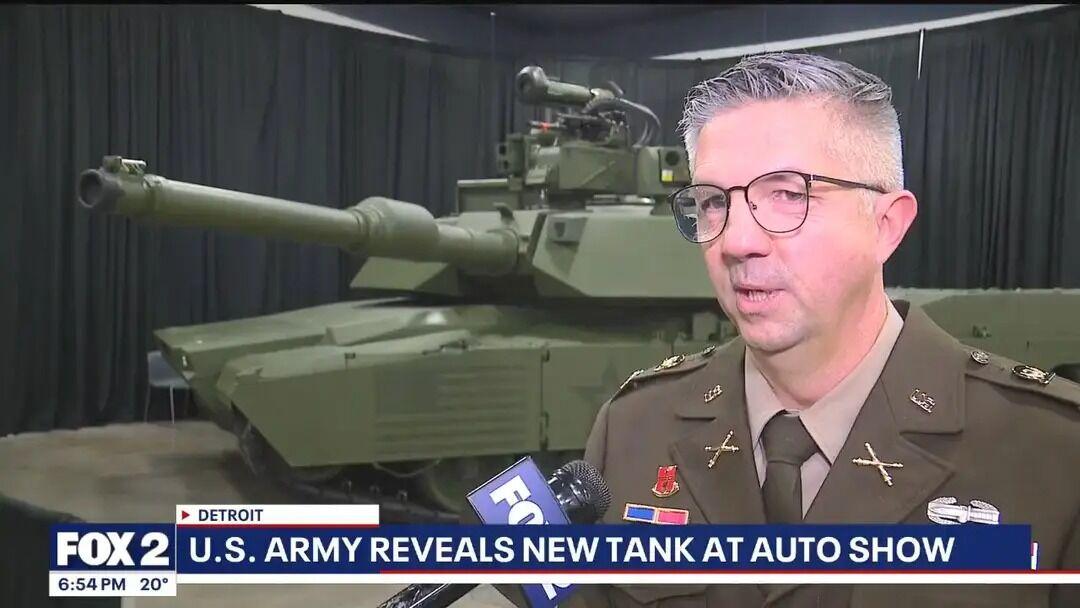 美国媒体公布M1E3坦克的乘员操作界面。确认了3人车组，所有乘员的操作界面可以通