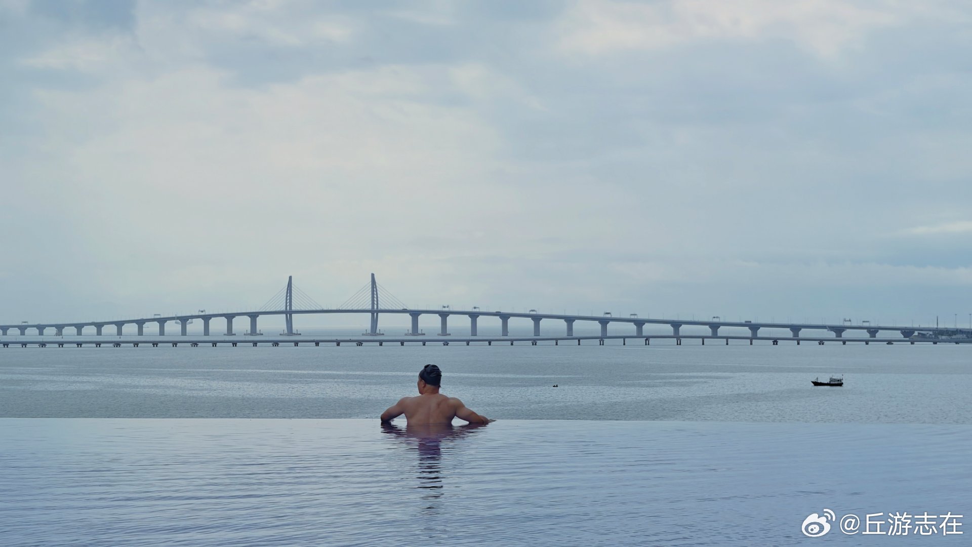 好久没有一觉睡9小时了 珠海·港珠澳大桥
