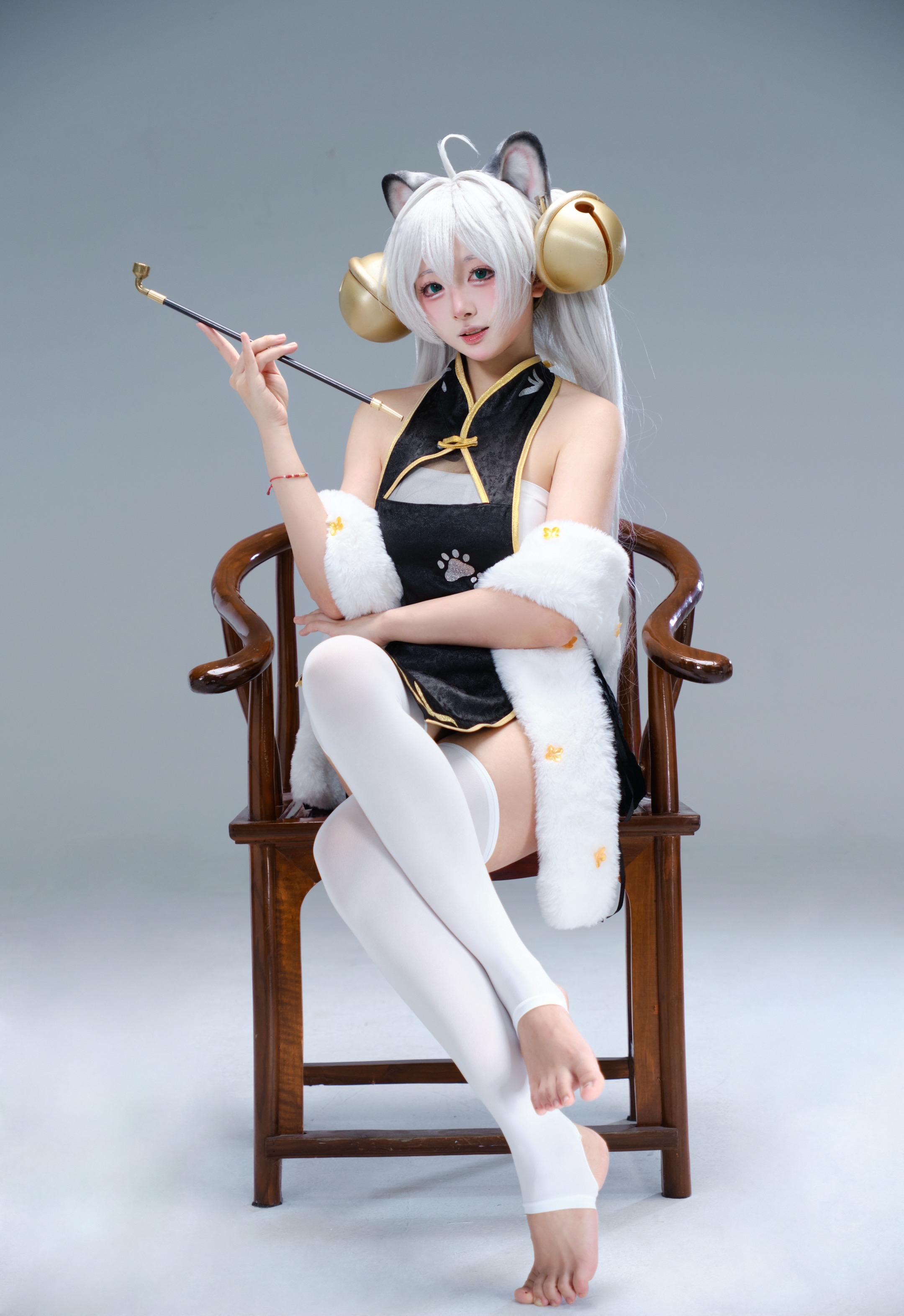 妈妈。
