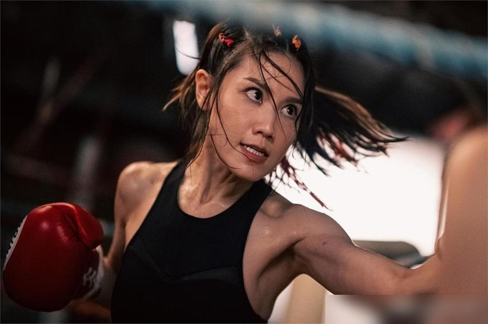 古天乐这回大概是把财神爷给得罪透了，一千万出头的票房连塞牙缝都不够。

三千万成