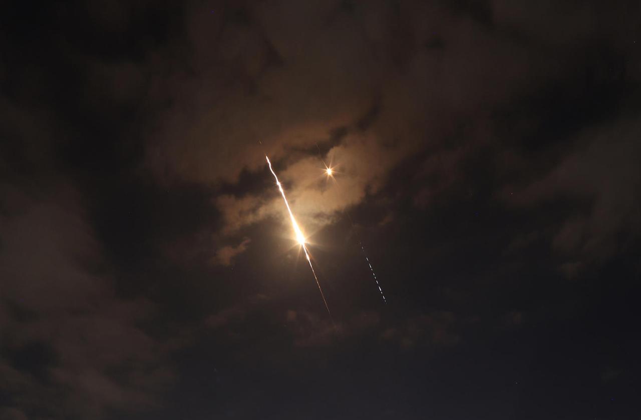 死伤逼近5000人，防线全被击穿，以色列损失太惨重想停战，放弃颠覆伊朗政权，伊朗