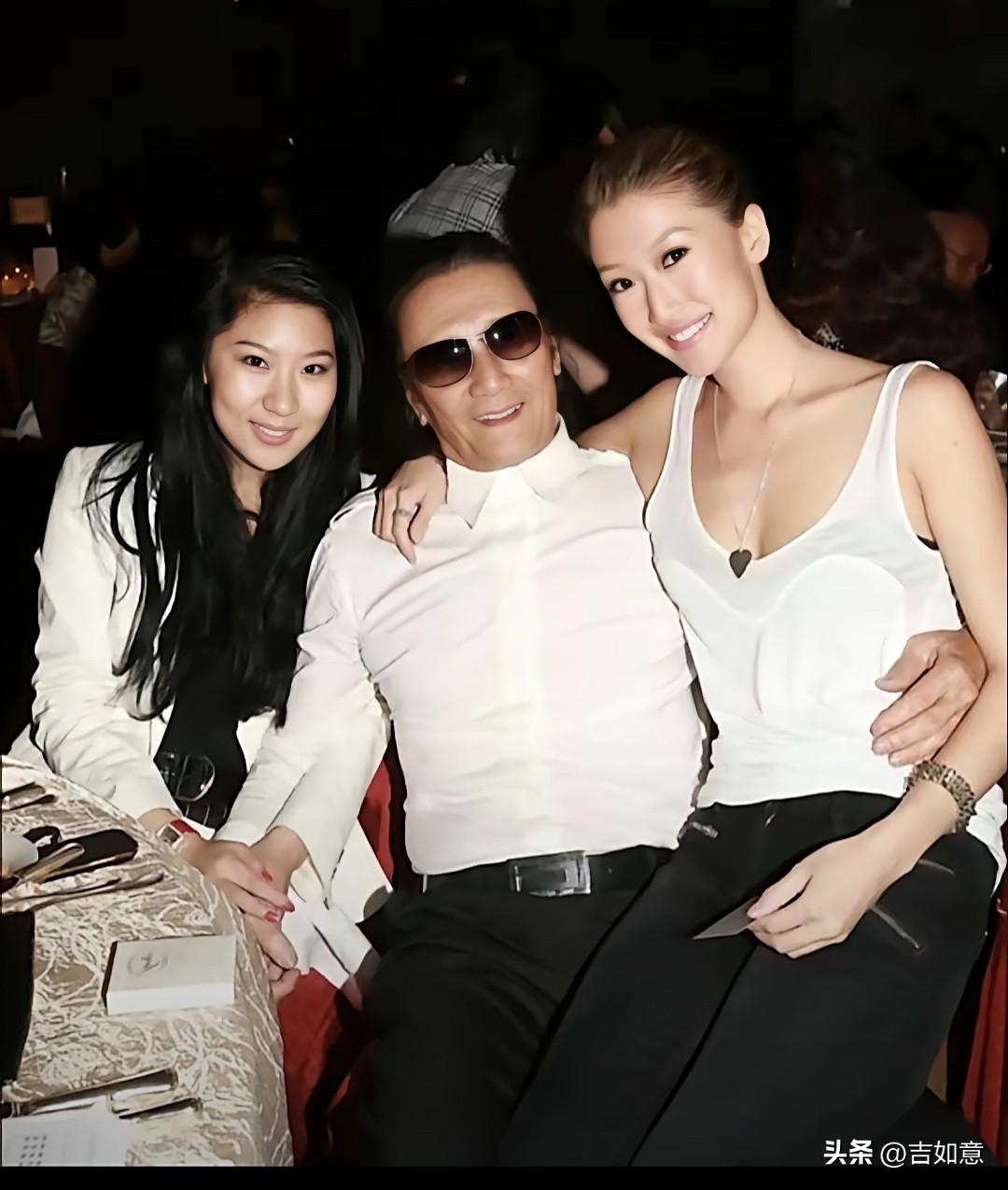 谢贤真是娱乐圈的传奇人物。他的演艺生涯跨越七十年，从粤语片时代的当红小生到金像奖