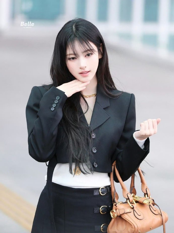 田中杏奈出发巴黎田中杏奈出发巴黎时装周 田中杏奈出发巴黎时装周 