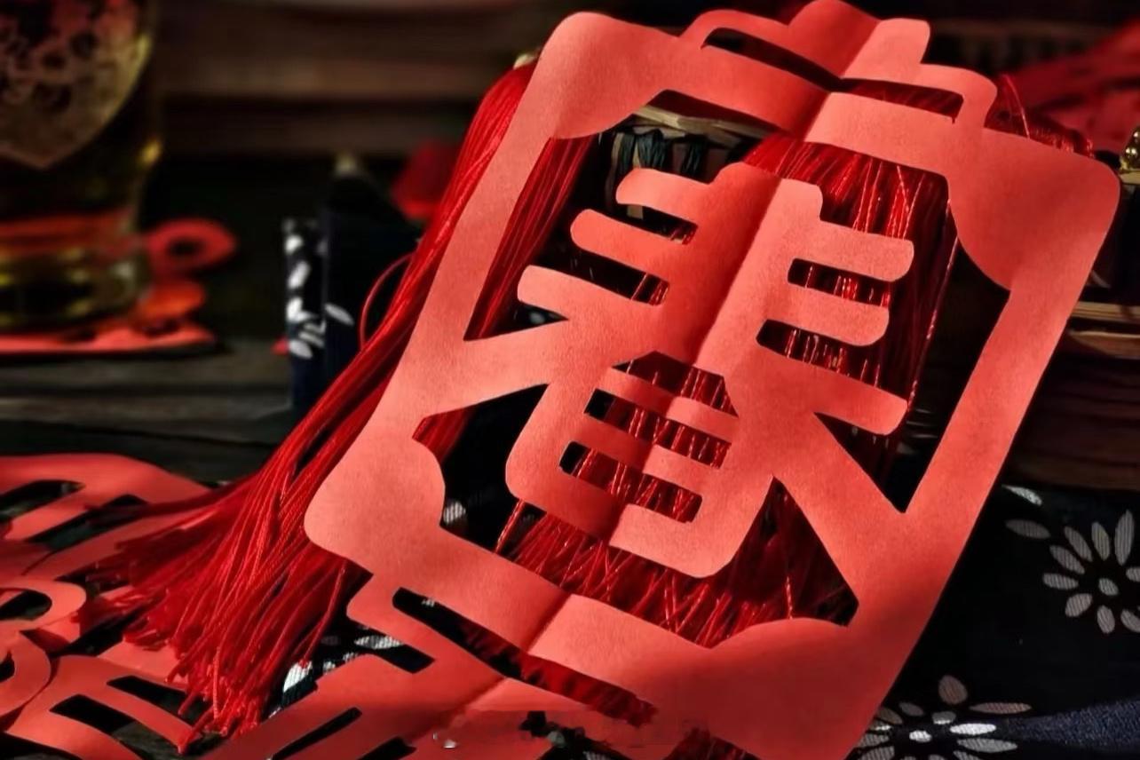 有些传承是时间都不能抹杀和遗忘的，如今很多非遗已经遗失，所以非遗传承从娃娃抓起，