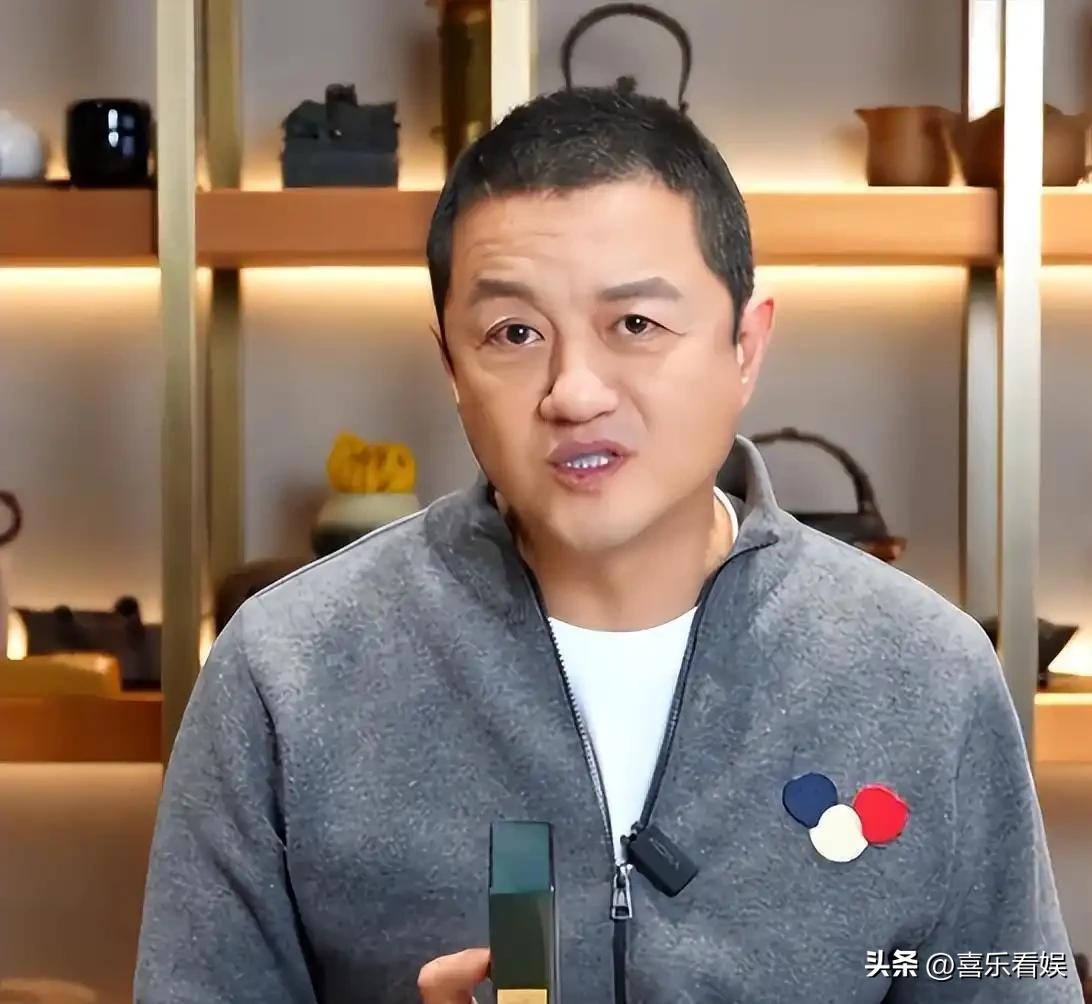 李亚鹏，又有大动作！
 
4月1号，李亚鹏突然冲上热搜，这次不是感情八卦，是实打