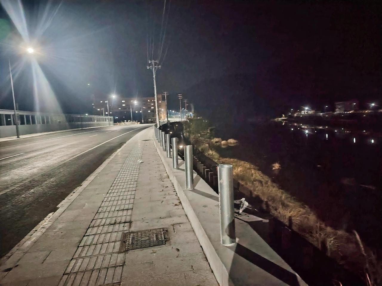 今天中午午休的时候，工友对我说他准备干到60岁就回家去种地了。
虽然说到那个时候