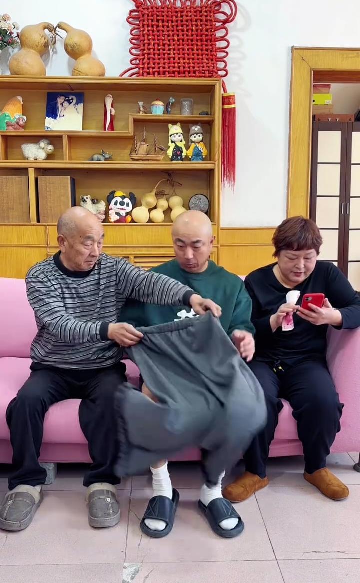 慢慢看，等会。