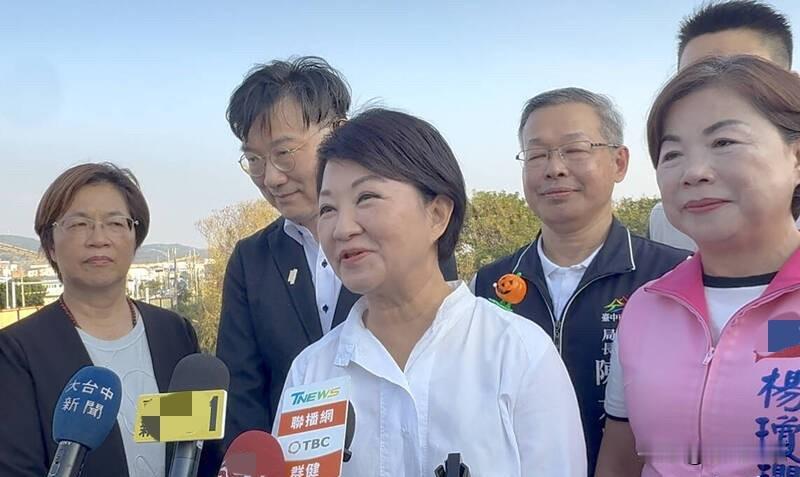 卢秀燕大赞蒋万安辩论会胜出 点名罗智强功不可没

针对蒋万安在台北市长电视辩论会