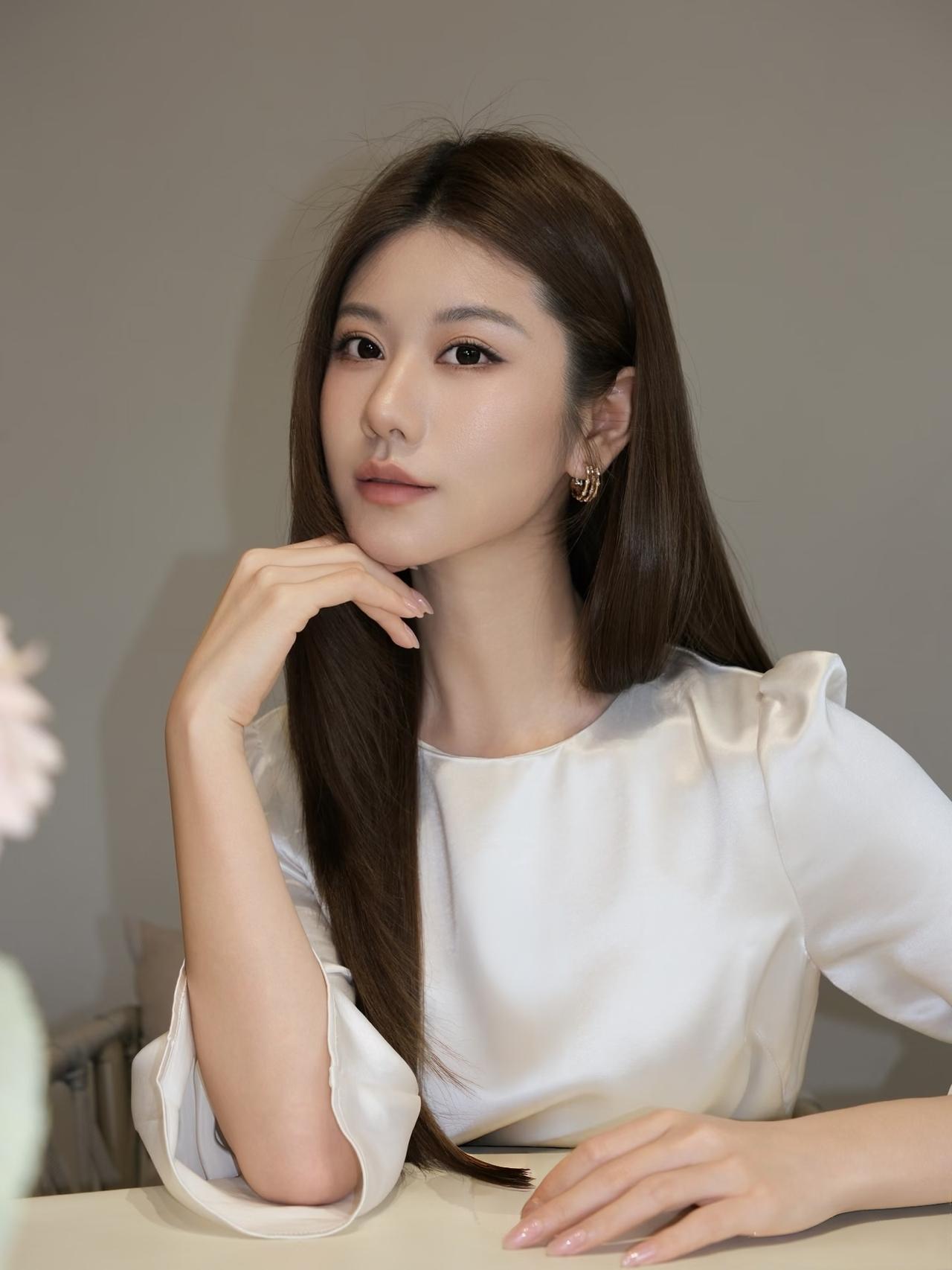 有哪些女生日常好看穿搭可以借鉴