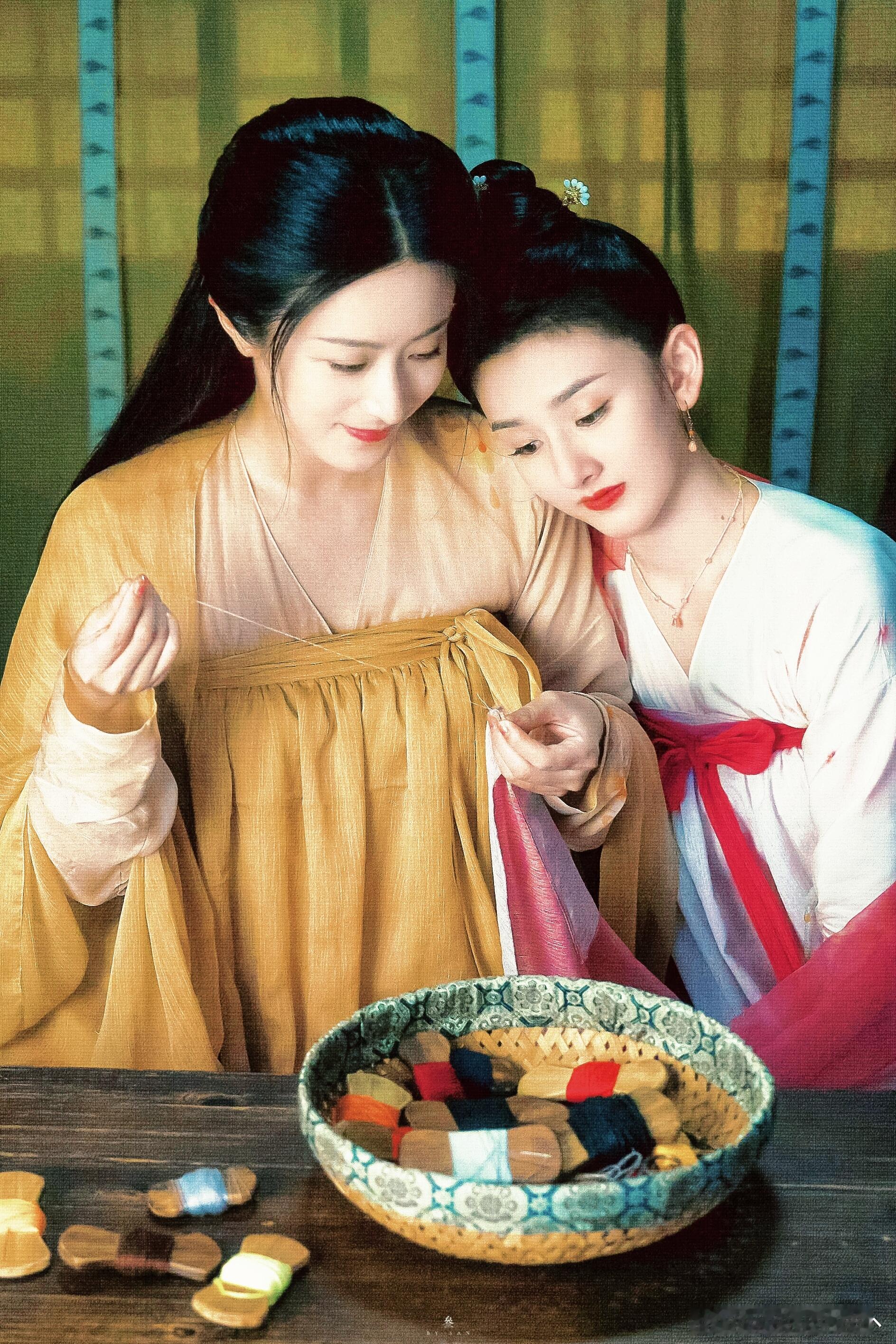 愁是秋水凝 🟠|||一组半夏剧照 * 