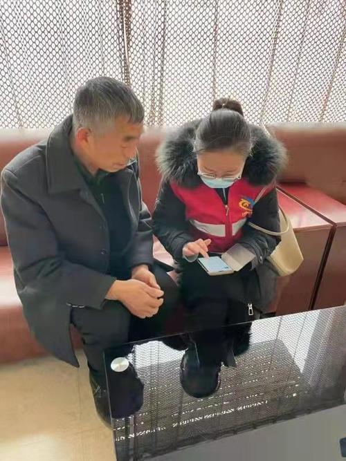 友友所言极是，老年多动脑思考问题、多动手写东西，既能较好地预防老年痴呆，又有益身