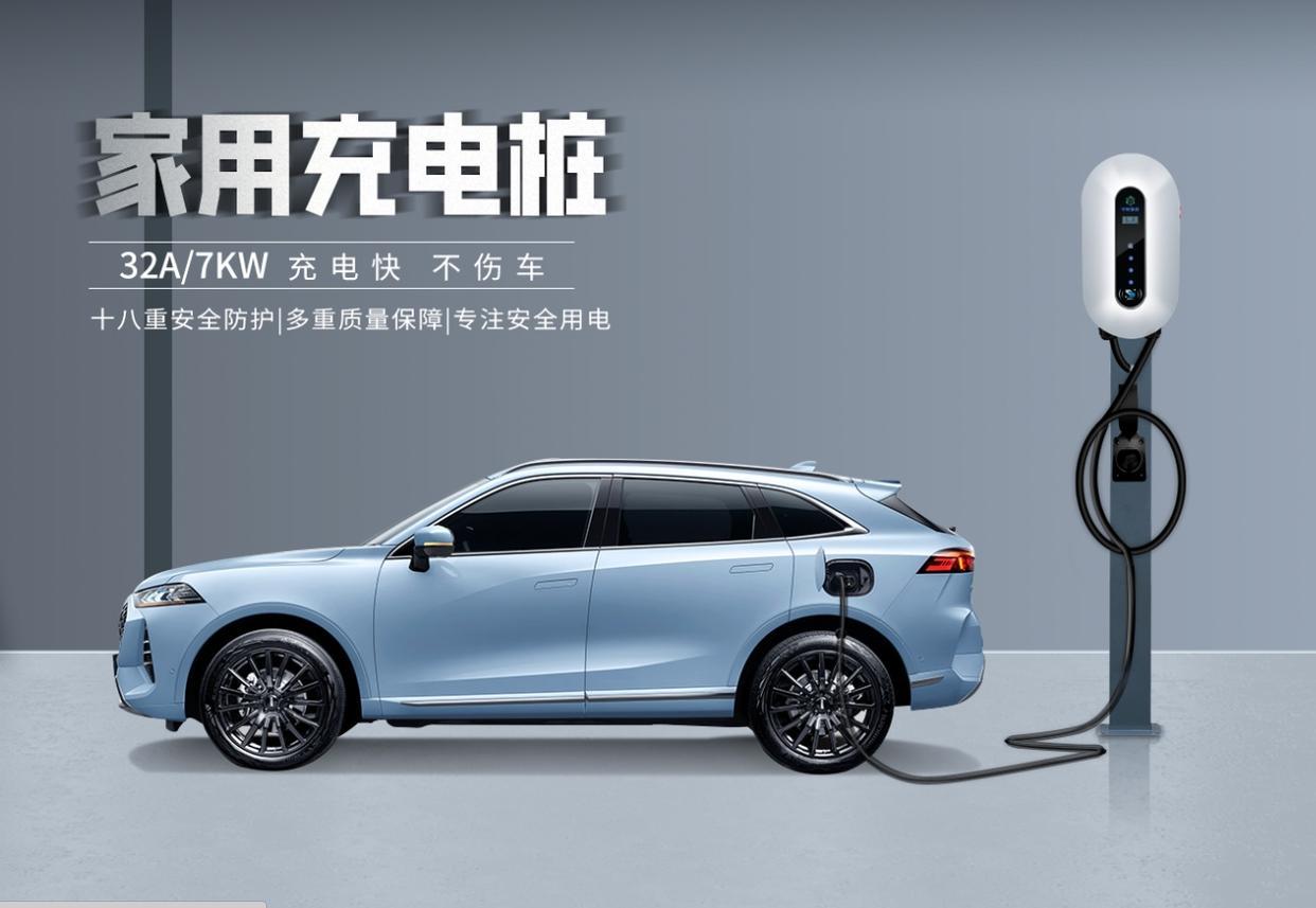 成本这块，才是真刀真枪。油车一年养着，停车两千六，保险两千出头，年审四百多，保养