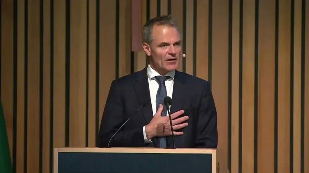 美高官妻子暗示很快拿下格陵兰岛保守派网红凯蒂·米勒的“国旗地图+很快”帖文，绝非