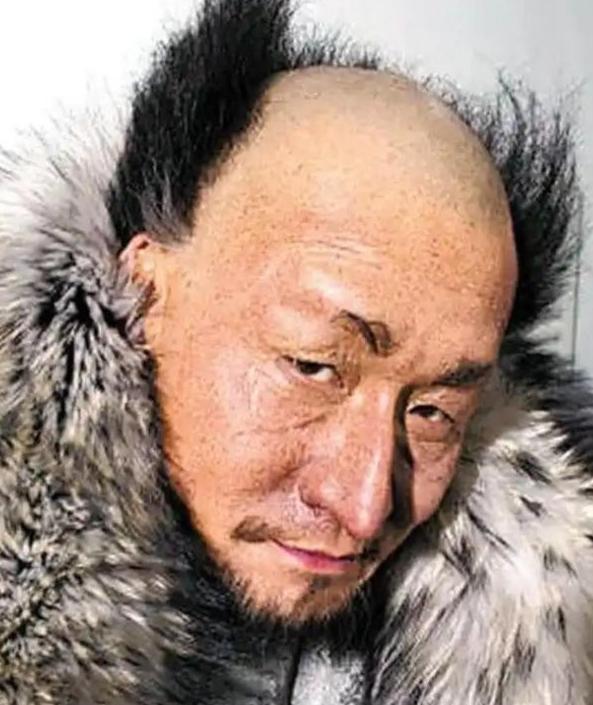 东北匪首座山雕在1947年落网，他的最终结局，并非外界所传的病死在监狱里。甚至到