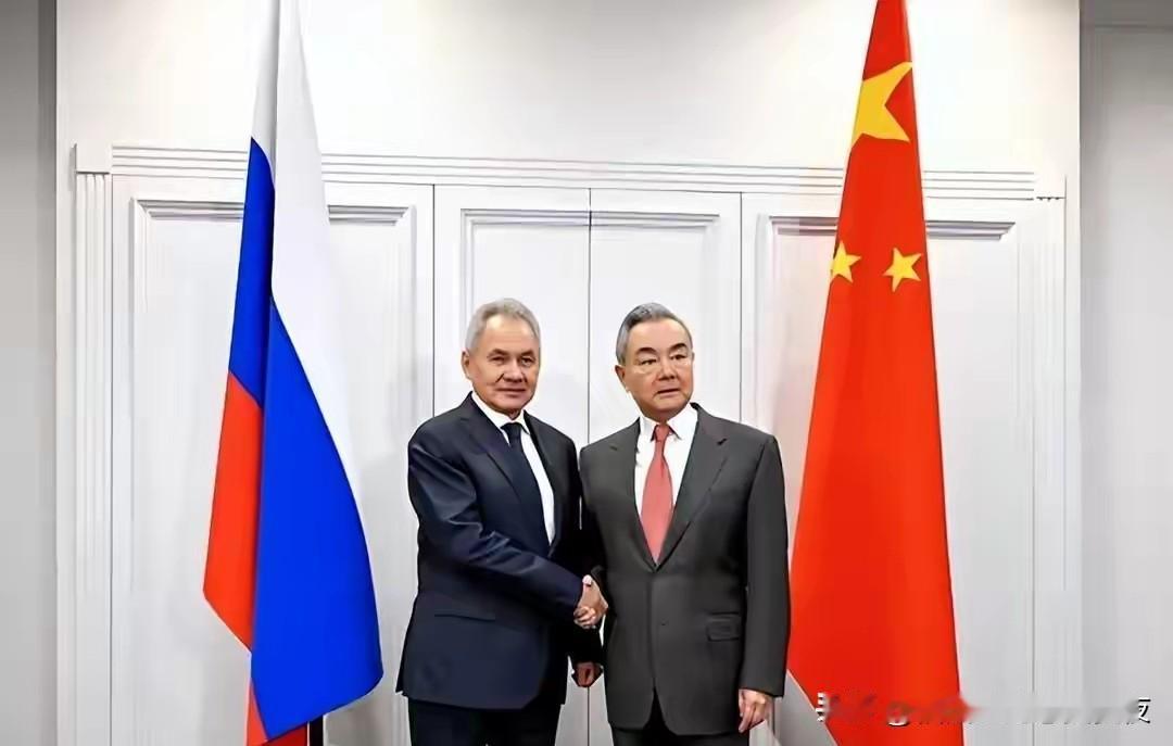 中俄联手释放明确信号